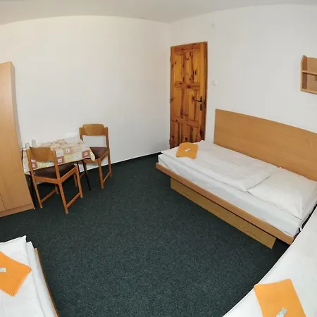 Vah Guest house *